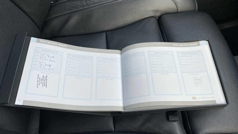 Volvo Xc40 2.0 B4P Inscription Pro 5dr Auto Petrol Estate